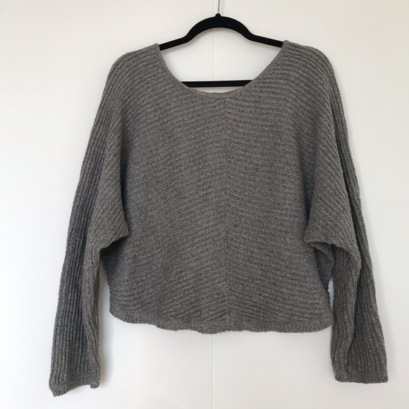 COVET | CROPPED CHUNKY KNIT SWEATER - Picture 3 of 4